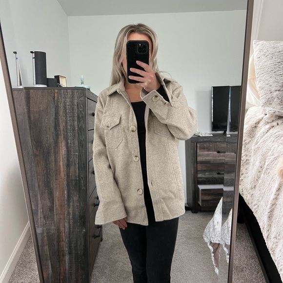 Lulus Shacket - Picture 4 of 6